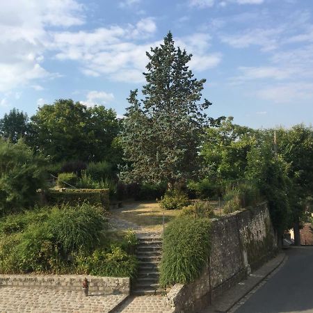 Appartement Au Coeur De La Cite Medievale Provins Bagian luar foto
